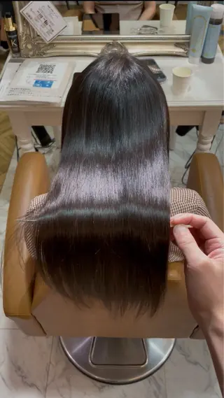 ロング 美髪縮毛矯正🤍 髪質改善/Shinaのヘアスタイル