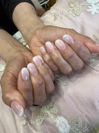 ネイル Luminous ⭐︎のネイルデザイン