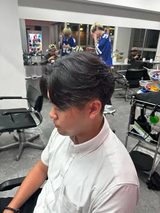 パーマ メンズ メンズ特化✨️ 韓国風パーマ🔥一八のヘアスタイル