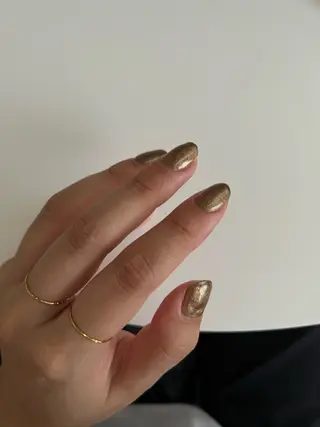 ネイル pu+on. nailworks所属・fuyumi / ニュアンスネイルのネイルデザイン