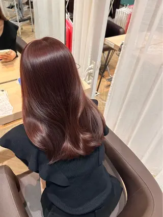 セミロング AVANCE中百舌鳥所属・西野 麻瑚のヘアスタイル