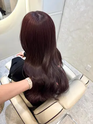 ロング カラー Sill所属・片岡 由依のヘアスタイル