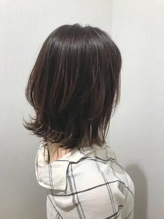 ミディアム ジャスミン　PETZ所属・ショート＆ボブ ヒロシのヘアスタイル