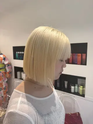 ショート ルイ🪐‪⋆𓈒𓏸 【ボブ/ハイトーン】のヘアスタイル