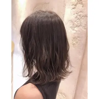 ミディアム 代表山口ひな 髪質改善のプロのヘアスタイル