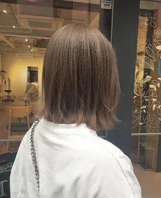 セミロング カラー NEWI 京橋 【yoko】のヘアスタイル