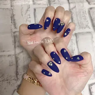 ネイル 💅ネイルハウス🏡 🎀TOMO🎀のネイルデザイン