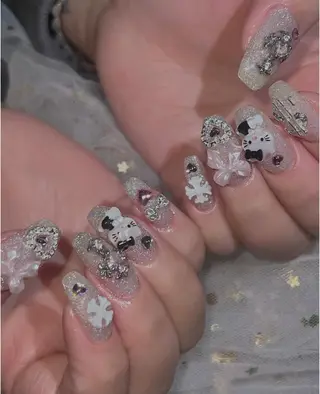 ネイル Lyna 池袋のネイルデザイン