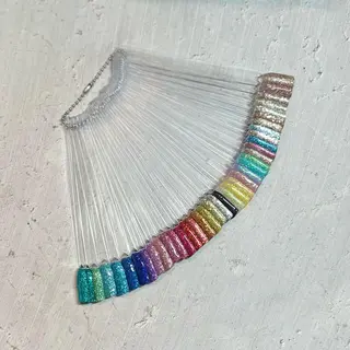 ネイル Revia所属・Revia おおだちあやなのネイルデザイン