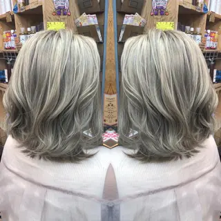 ミディアム カラー rollen所属・美魔女 美容師NAOのヘアスタイル