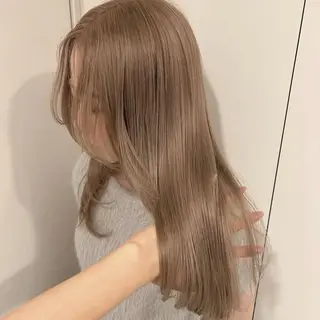 セミロング PELE yuraのヘアスタイル