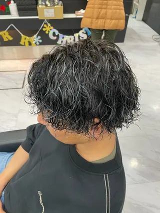 パーマ メンズ 🐥くまがい💛 ダブルカラー／パーマのヘアスタイル