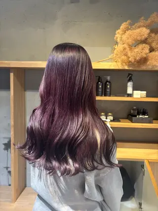 ロング Ashe　oleng所属・オモヤ ウタノのヘアスタイル