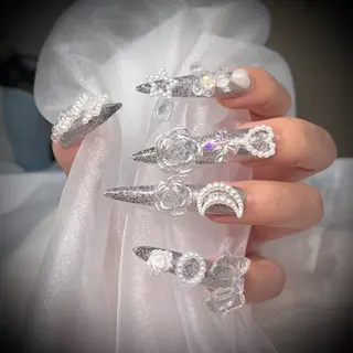 ロング Lily nails studio所属・Lily nails studioのネイルデザイン