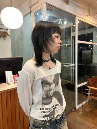 ショート VISION   aoyama所属・かがやしづ ⭐️ブリーチカラーのヘアスタイル