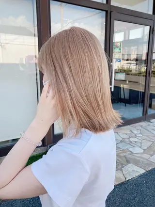 ミディアム カラー zeal AYAKAのヘアスタイル