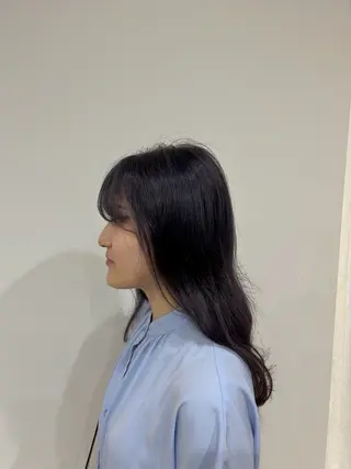 ミディアム カラー 川端 明莉のヘアスタイル