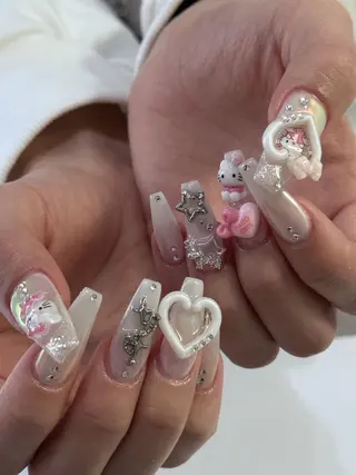 ネイル fein. rion☁️のネイルデザイン