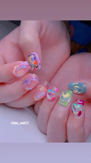 ネイル JINI NAIL所属・ジニ ネイルのネイルデザイン