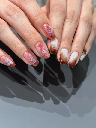 ネイル Helianthe所属・NAILARTIST MIKAのネイルデザイン