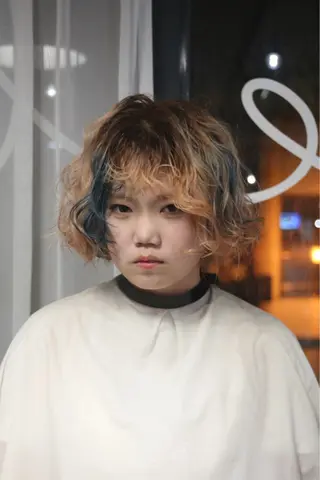 カラー Matsuda Koutaのヘアスタイル