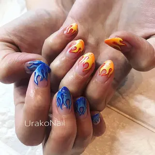 ネイル UrakoNail 《nail》のネイルデザイン