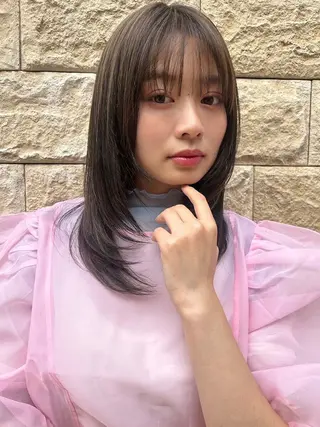 カラー 山路 悠佳のヘアスタイル