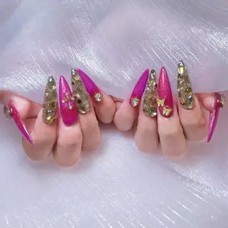 ネイル yu ri 🌹のネイルデザイン