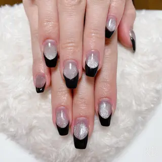 ネイル The Best Beauty受付担当のヘアスタイル