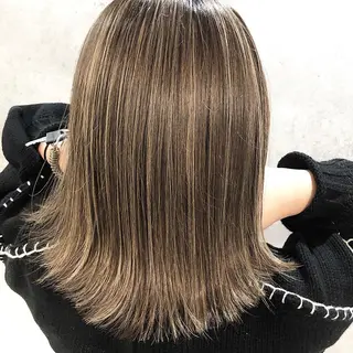 セミロング カラー MiL所属・✨ハイトーン✨ 濱田知孝のヘアスタイル