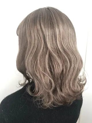 ミディアム カラー aimée/ まつ毛&眉毛サロンのマツエク・マツパデザイン