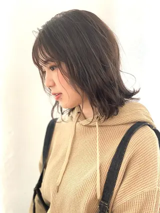 ミディアム 長谷川 智也/ディレクターのヘアスタイル