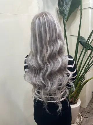 ロング カラー WEST OLAND加藤圭介のヘアスタイル