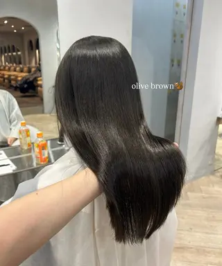 ロング カラー 柴田 千春のヘアスタイル