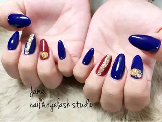 ネイル Yakko pas á pasのネイルデザイン