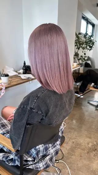 ミディアム カラー ✨艶ブリーチカラー ✨四ノ宮裕己のヘアスタイル