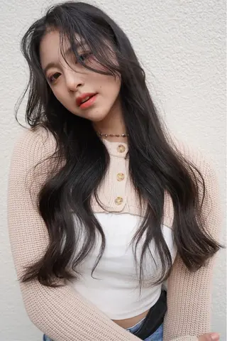 ロング カラー ⭐️店長⭐️ 小淵陸玖のヘアスタイル