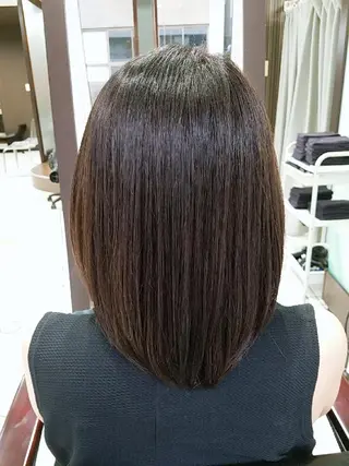 ミディアム newi WASHIOのヘアスタイル