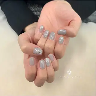 ネイル アトリエ　ミモザ所属・いまむら あかりのネイルデザイン