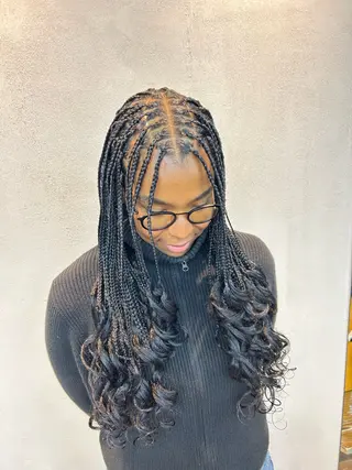 ロング ヘアアレンジ HARURU🪮✨ ブレイズ海外ヘアのヘアスタイル