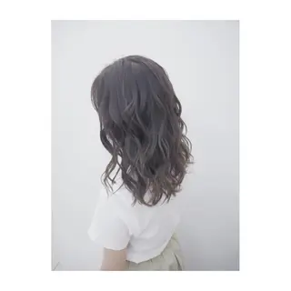 ミディアム カラー 永岡 鉄平のヘアスタイル