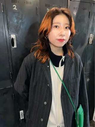 ミディアム ハイトーンカラー🍑 心斎橋のヘアスタイル