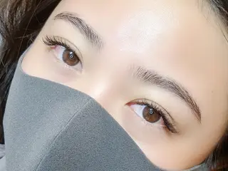 マツエク・マツパ まつげと眉毛の専門店 MeriSPAのマツエク・マツパデザイン