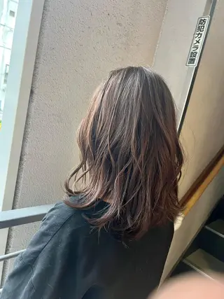 セミロング カラー Kazu .Kのヘアスタイル