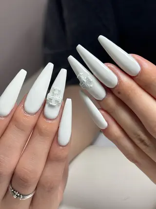 ネイル HAN 168のネイルデザイン