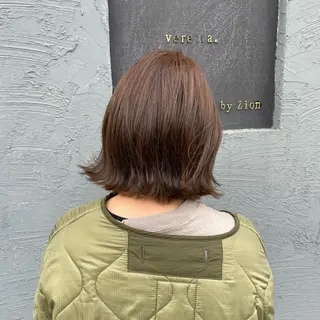 ミディアム カラー 馬場 瑞穂のヘアスタイル