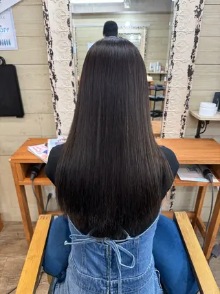 ロング サワムラ ソナタのヘアスタイル