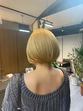 ショート カラー alu所属・マキノ キョウカのヘアスタイル