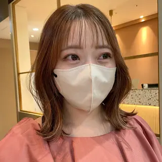 ミディアム カラー 顔まわり/レイヤー/ 透明感/まいな🥨のヘアスタイル