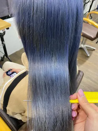 ロング カラー IwAsh大和駅前店所属・IwAsh大和駅前店 河野亜里香のヘアスタイル